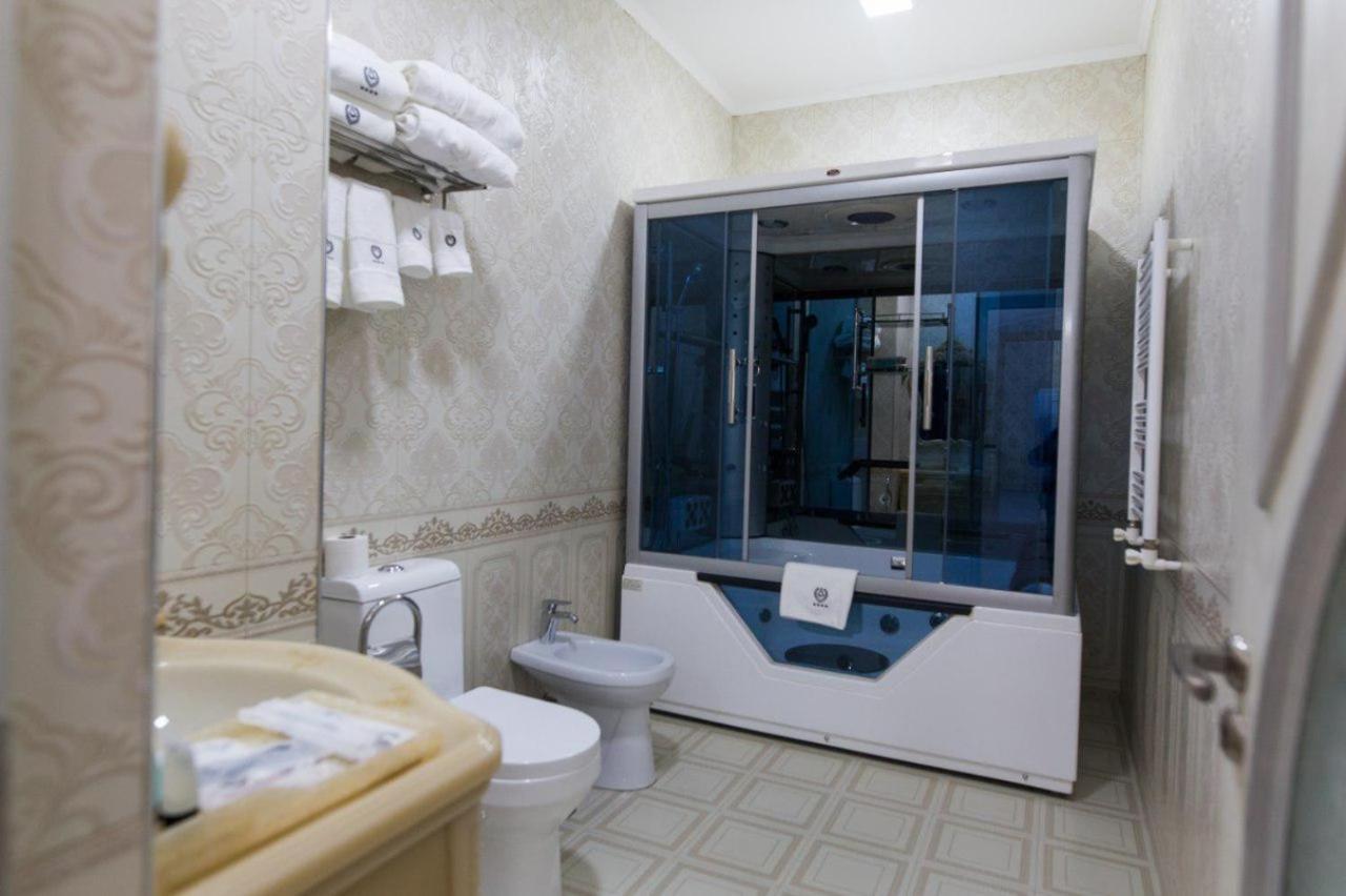 Alexander Hotel Samarkand Buitenkant foto