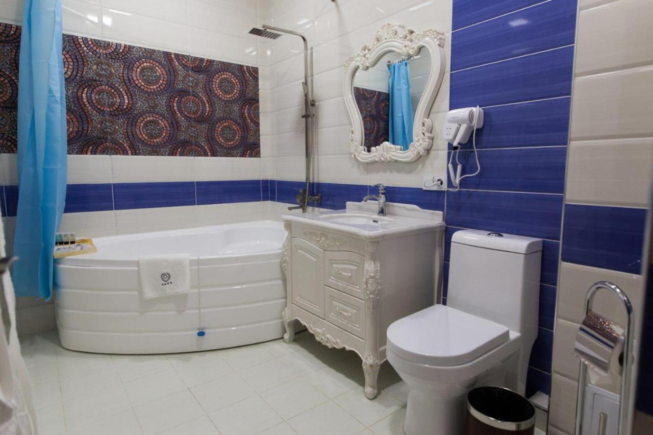 Alexander Hotel Samarkand Buitenkant foto
