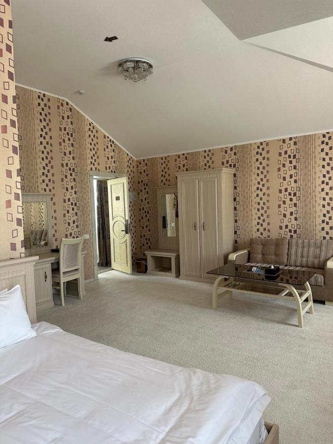 Alexander Hotel Samarkand Buitenkant foto